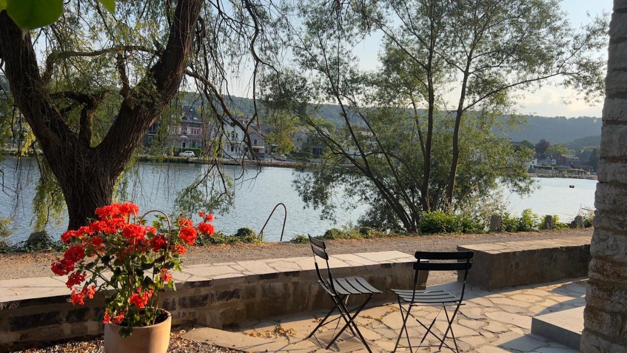 Willa Pieds Dans L'Eau Private Wellness Bordure De Meuse Lustin Zewnętrze zdjęcie